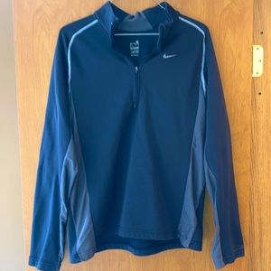 Men’s Nike 1/4 Zip - Medium